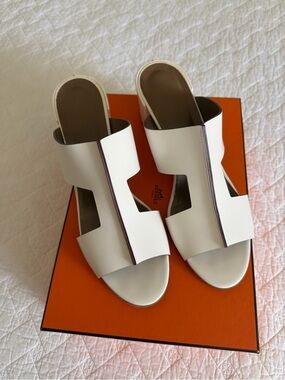 Hermes Ostia Mules
